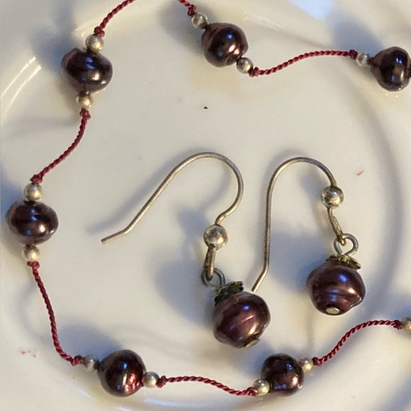 Elegant Purple Beaded Necklace and Earring Set - Picture 5 of 6